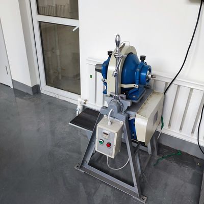 Schleifmaschine zur Verwendung in der Metallurgie